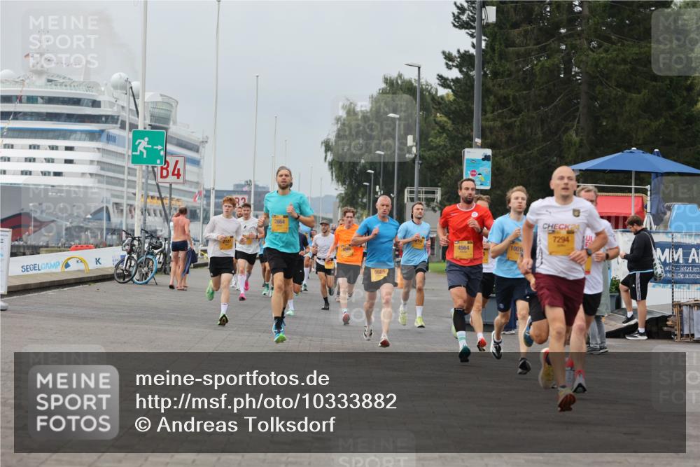 13.09.2026 - Kiel Lauf Andreas Tolksdorf http://msf.ph/oto/10333882 13.09.2026 09:52:00 Kiellinie 4, 2107, 2664, 6585, 4564, 1001, 24, 7294 meine-sportfotos.de