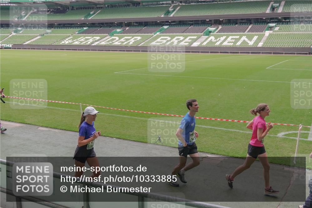 13.09.2026 - 21. swb-Marathon Bremen Michael Burmester http://msf.ph/oto/10333885 13.09.2026 13:06:57 Laufen im Stadion 109, 132, 156, 217, 287, 303, 310, 372, 394, 430, 454, 489, 578, 607, 613, 682, 716, 784, 809, 831, 834, 846, 891, 900, 922, 1083, 1173, 1189, 1205, 1210, 1274, 1322, 1364, 1365, 1369, 1380, 1387, 1437, 1532, 1533, 1545, 1574, 1581, 1600, 1823, 1841, 1848, 1854, 1871, 1909, 1926, 1938, 2070, 2076, 2090, 2219, 2244, 2265, 2275, 2283, 2310, 2318, 2355, 2356, 2393, 2405, 2440, 2464, 2492, 2565, 2699, 2707, 2721, 2731, 2755, 2818, 2902, 2911, 2949, 2960, 3115 meine-sportfotos.de