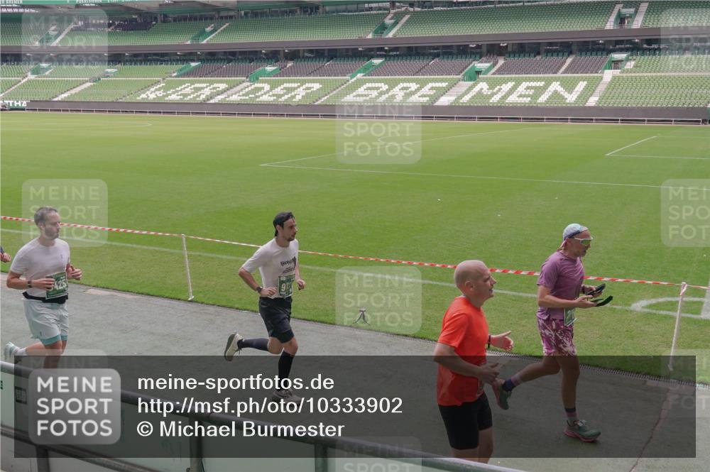 13.09.2026 - 21. swb-Marathon Bremen Michael Burmester http://msf.ph/oto/10333902 13.09.2026 13:07:00 Laufen im Stadion 109, 132, 156, 217, 287, 303, 310, 372, 394, 430, 454, 489, 578, 607, 613, 682, 716, 784, 809, 831, 834, 846, 891, 911, 922, 1083, 1173, 1189, 1205, 1210, 1274, 1322, 1364, 1365, 1369, 1380, 1387, 1437, 1532, 1533, 1545, 1574, 1581, 1600, 1823, 1841, 1848, 1854, 1871, 1909, 1926, 1938, 2070, 2076, 2090, 2219, 2244, 2265, 2275, 2283, 2310, 2318, 2355, 2356, 2393, 2405, 2440, 2464, 2492, 2565, 2699, 2707, 2721, 2731, 2755, 2818, 2831, 2902, 2911, 2949, 2960, 3115 meine-sportfotos.de