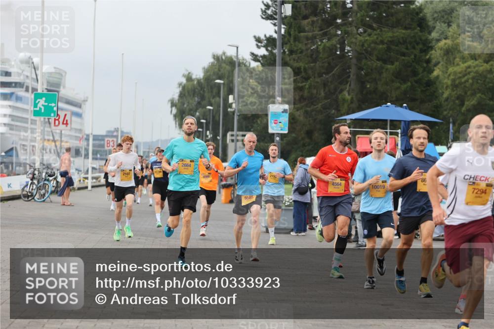 13.09.2026 - Kiel Lauf Andreas Tolksdorf http://msf.ph/oto/10333923 13.09.2026 09:52:02 Kiellinie 4, 3, 2107, 2664, 8566, 6585, 2150, 86, 4564, 10019, 2, 4810, 7294 meine-sportfotos.de