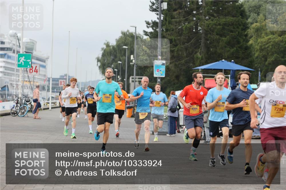 13.09.2026 - Kiel Lauf Andreas Tolksdorf http://msf.ph/oto/10333924 13.09.2026 09:52:02 Kiellinie 3, 4, 3, 2107, 10784, 2664, 8566, 6585, 2158, 4564, 10019, 7294 meine-sportfotos.de