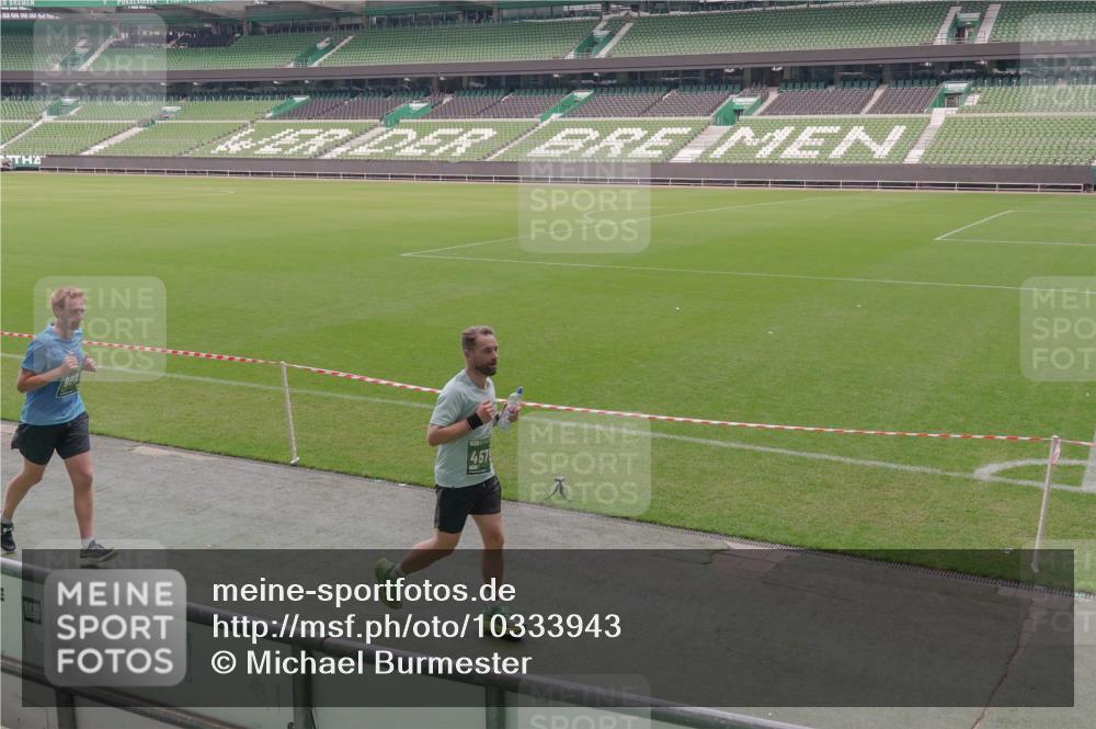 13.09.2026 - 21. swb-Marathon Bremen Michael Burmester http://msf.ph/oto/10333943 13.09.2026 13:07:06 Laufen im Stadion 109, 132, 156, 217, 287, 303, 310, 372, 430, 454, 489, 578, 607, 613, 682, 716, 784, 800, 808, 809, 831, 834, 846, 911, 922, 1083, 1173, 1189, 1205, 1210, 1274, 1322, 1364, 1365, 1369, 1387, 1395, 1437, 1532, 1533, 1545, 1574, 1581, 1600, 1823, 1831, 1841, 1848, 1854, 1871, 1909, 1926, 1938, 2003, 2070, 2076, 2090, 2219, 2244, 2275, 2283, 2310, 2318, 2355, 2356, 2393, 2405, 2440, 2464, 2492, 2565, 2699, 2707, 2721, 2731, 2755, 2802, 2818, 2831, 2902, 2911, 2949, 2960, 3115 meine-sportfotos.de