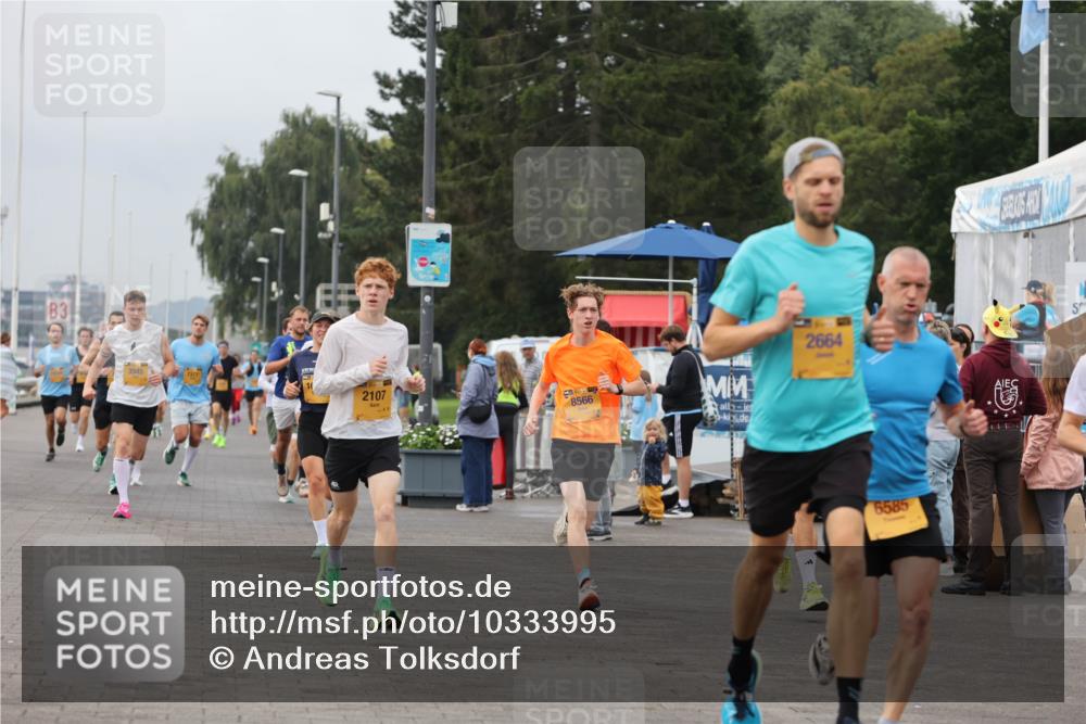 13.09.2026 - Kiel Lauf Andreas Tolksdorf http://msf.ph/oto/10333995 13.09.2026 09:52:04 Kiellinie 3, 3945, 2107, 8566, 2664, 6585 meine-sportfotos.de