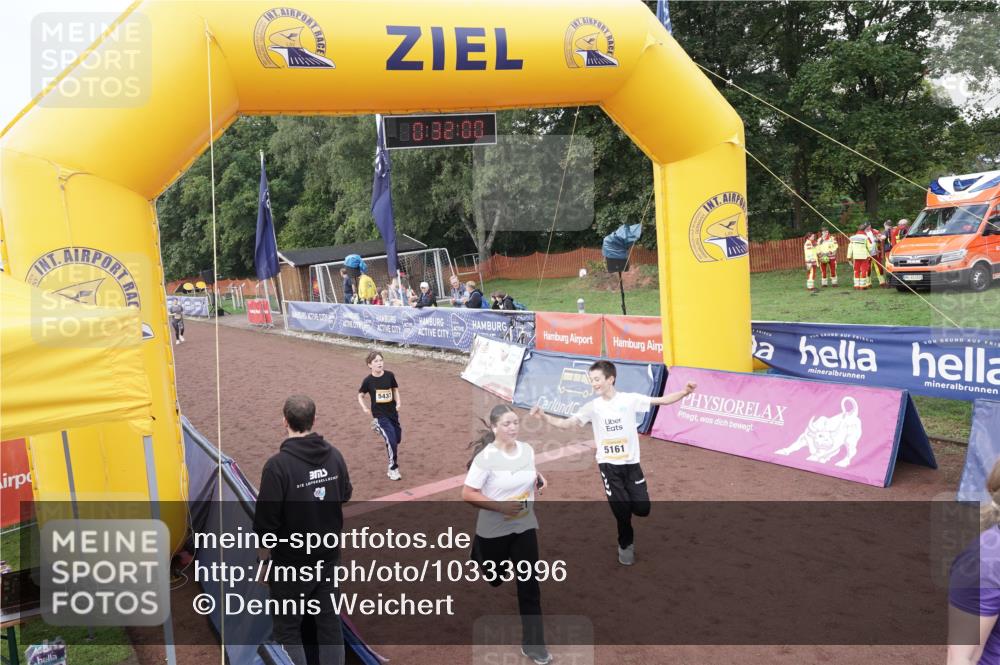 13.09.2026 - Airport Race Dennis Weichert http://msf.ph/oto/10333996 13.09.2026 10:32:34 Ziel 4142, 4160, 4183, 5035, 5161, 5321, 5437, 5482 meine-sportfotos.de