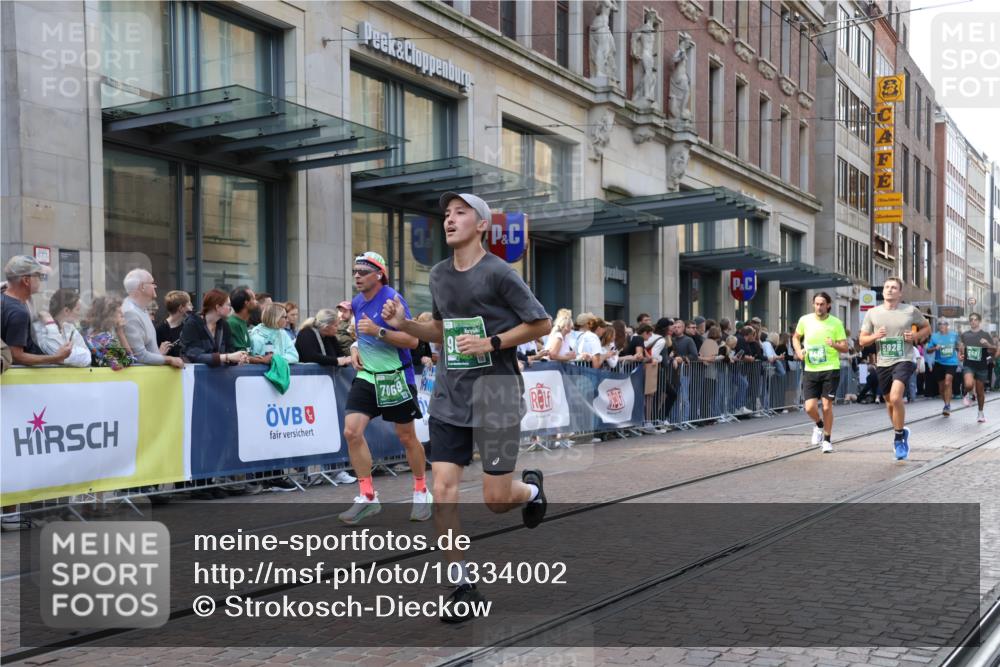 13.09.2026 - 21. swb-Marathon Bremen Strokosch-Dieckow http://msf.ph/oto/10334002 13.09.2026 13:23:58 Ziel 102, 776, 909, 1199, 1250, 2295, 2370, 2491, 2967, 3372, 4000, 4559, 5012, 5208, 5257, 5481, 5623, 5668, 5669, 5928, 5929, 6105, 7059, 7069, 7081, 7156, 8082, 8179, 8415, 8784, 9087, 9573, 9916, 13219, 342, 2210, 2288, 2485, 2517, 2560, 3044, 3642, 4601, 4671, 5011, 5104, 5116, 5146, 5231, 5397, 5623, 5908, 6157, 6332, 6648, 6772, 7094, 7105, 7216, 7357, 7475, 7761, 8051, 8052, 8095, 8290, 10059, 10115, 13007, 13197 meine-sportfotos.de
