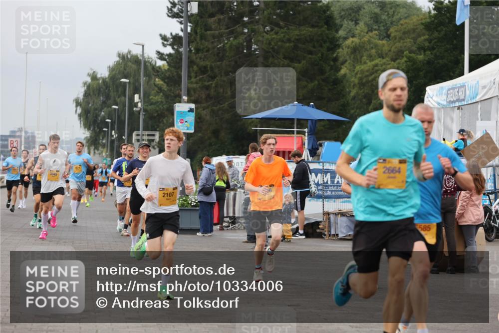 13.09.2026 - Kiel Lauf Andreas Tolksdorf http://msf.ph/oto/10334006 13.09.2026 09:52:04 Kiellinie 2107, 2664, 585 meine-sportfotos.de