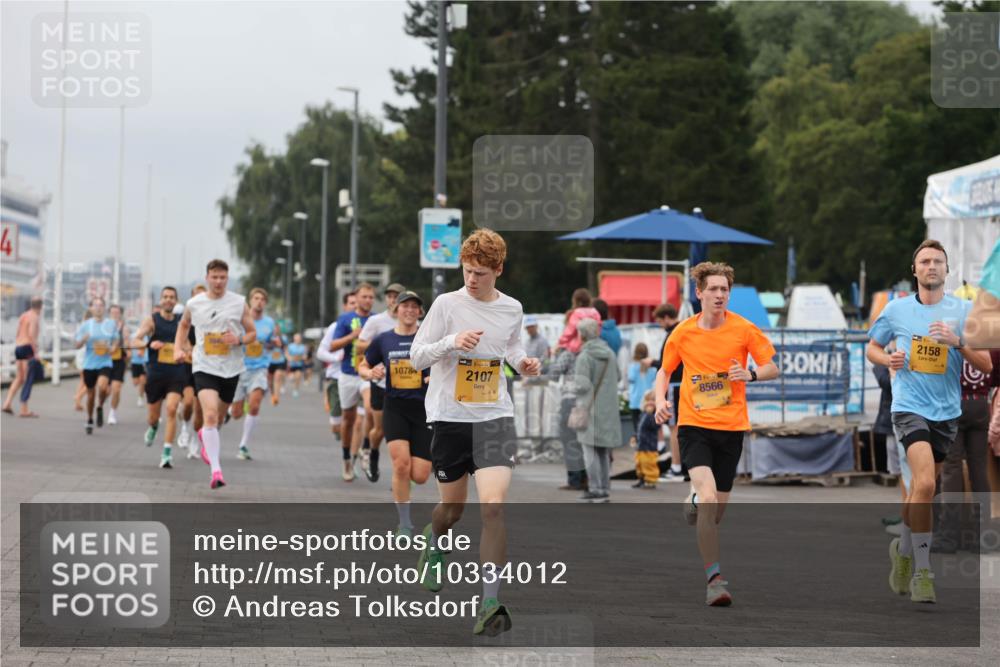 13.09.2026 - Kiel Lauf Andreas Tolksdorf http://msf.ph/oto/10334012 13.09.2026 09:52:05 Kiellinie 4, 1078, 39, 2107, 8566, 2158 meine-sportfotos.de