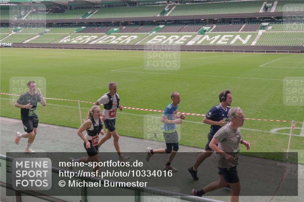 13.09.2026 - 21. swb-Marathon Bremen Michael Burmester http://msf.ph/oto/10334016 13.09.2026 13:07:17 Laufen im Stadion 109, 132, 156, 287, 303, 310, 372, 430, 454, 489, 578, 607, 613, 682, 716, 784, 800, 808, 809, 831, 834, 846, 911, 922, 1083, 1173, 1189, 1205, 1210, 1274, 1322, 1364, 1365, 1369, 1387, 1395, 1437, 1532, 1545, 1574, 1581, 1600, 1823, 1831, 1841, 1848, 1854, 1871, 1909, 1926, 1938, 2003, 2070, 2076, 2090, 2215, 2219, 2275, 2283, 2318, 2355, 2356, 2393, 2405, 2440, 2492, 2565, 2611, 2699, 2707, 2721, 2731, 2755, 2802, 2818, 2831, 2866, 2902, 2911, 2949, 2960 meine-sportfotos.de