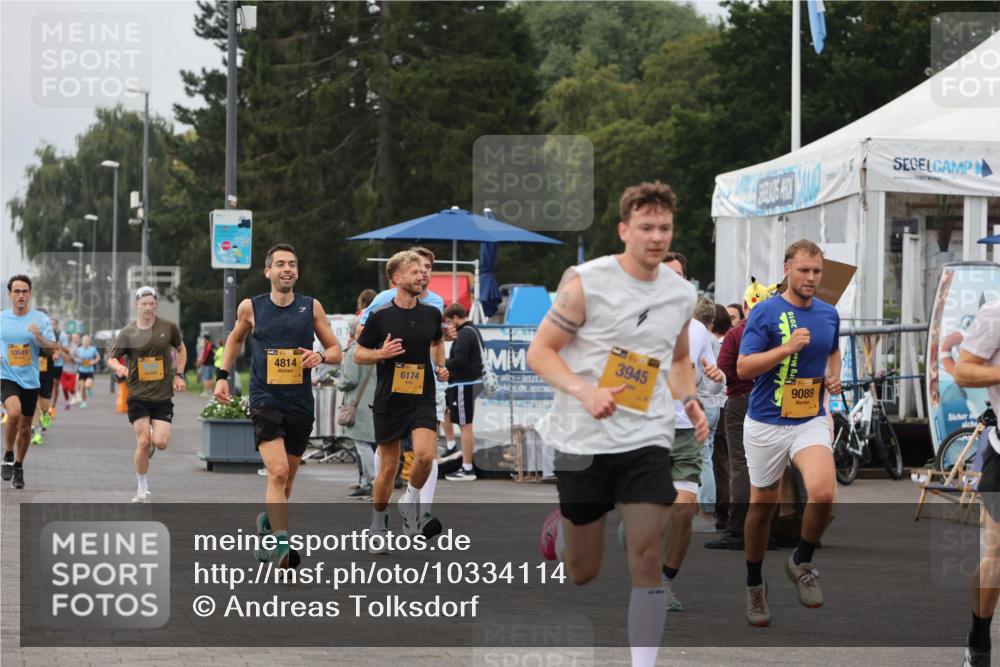 13.09.2026 - Kiel Lauf Andreas Tolksdorf http://msf.ph/oto/10334114 13.09.2026 09:52:09 Kiellinie 10549, 4814, 6174, 3945, 9089 meine-sportfotos.de