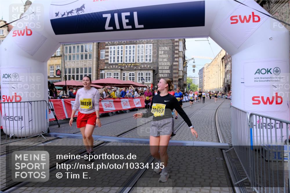 13.09.2026 - 21. swb-Marathon Bremen Tim E. http://msf.ph/oto/10334135 13.09.2026 11:06:00 Ziel 10168, 10238, 10259, 10260, 10305, 10457, 10864, 11024, 11520, 11724, 11791, 11892, 11947, 12156, 12273, 12330, 12362, 12378, 12501, 12523, 12528, 12773 meine-sportfotos.de