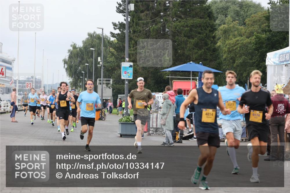 13.09.2026 - Kiel Lauf Andreas Tolksdorf http://msf.ph/oto/10334147 13.09.2026 09:52:11 Kiellinie 4, 3, 6156, 10549, 500, 4814, 7377, 6174, 111 meine-sportfotos.de