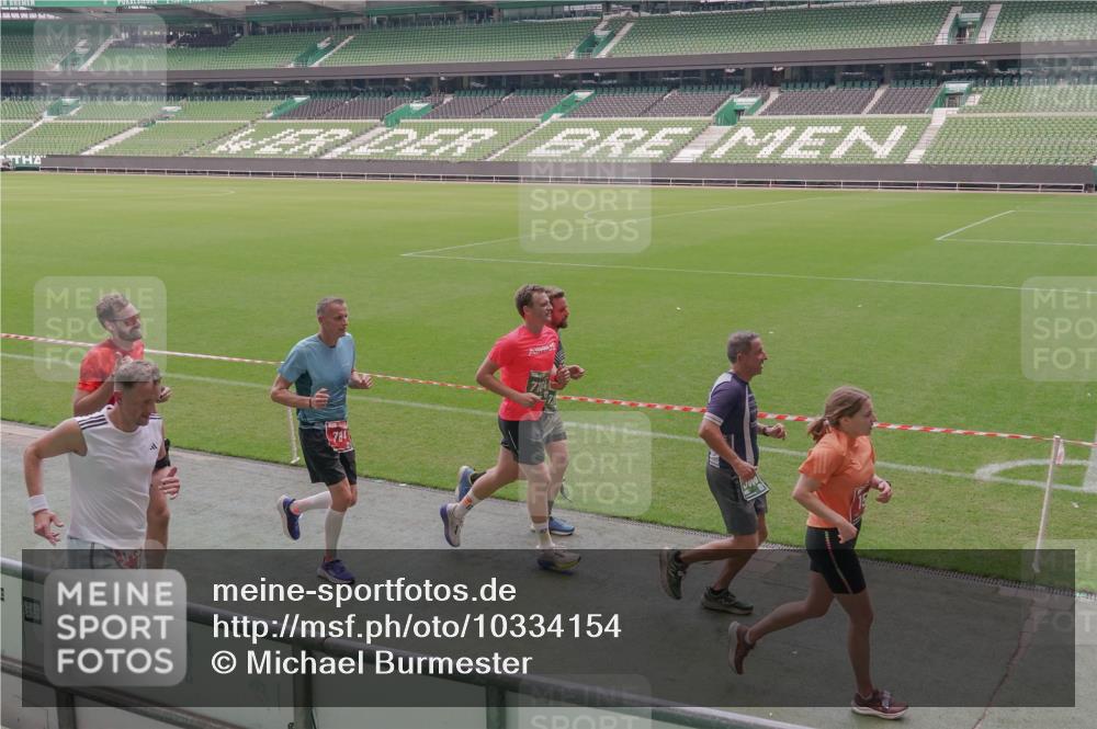 13.09.2026 - 21. swb-Marathon Bremen Michael Burmester http://msf.ph/oto/10334154 13.09.2026 13:07:36 Laufen im Stadion 109, 132, 156, 287, 303, 310, 372, 454, 489, 551, 578, 607, 613, 682, 716, 800, 808, 809, 831, 834, 846, 884, 911, 922, 1083, 1173, 1189, 1205, 1210, 1285, 1322, 1364, 1365, 1369, 1387, 1395, 1437, 1532, 1545, 1574, 1600, 1688, 1823, 1831, 1841, 1848, 1854, 1871, 1909, 1926, 1938, 2003, 2041, 2070, 2090, 2215, 2219, 2229, 2275, 2283, 2318, 2356, 2366, 2405, 2440, 2492, 2565, 2611, 2635, 2699, 2707, 2721, 2727, 2731, 2755, 2782, 2802, 2818, 2831, 2866, 2902, 2911, 2949, 2960 meine-sportfotos.de