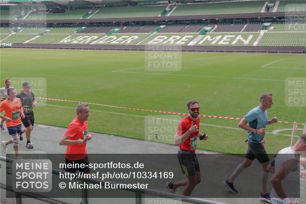 13.09.2026 - 21. swb-Marathon Bremen Michael Burmester http://msf.ph/oto/10334169 13.09.2026 13:07:38 Laufen im Stadion 109, 132, 156, 287, 303, 310, 372, 489, 551, 578, 607, 613, 682, 716, 800, 808, 809, 831, 834, 846, 884, 911, 922, 1083, 1173, 1189, 1205, 1210, 1285, 1322, 1364, 1365, 1369, 1387, 1395, 1437, 1532, 1545, 1574, 1600, 1688, 1823, 1831, 1841, 1848, 1854, 1871, 1899, 1909, 1926, 1938, 2003, 2041, 2070, 2090, 2215, 2219, 2229, 2275, 2283, 2318, 2356, 2366, 2405, 2440, 2492, 2565, 2611, 2635, 2699, 2707, 2721, 2727, 2731, 2755, 2782, 2802, 2818, 2831, 2866, 2902, 2911, 2949, 2960 meine-sportfotos.de