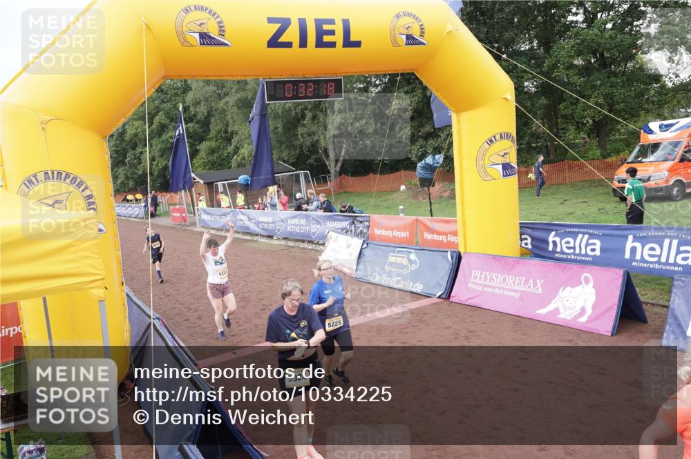13.09.2026 - Airport Race Dennis Weichert http://msf.ph/oto/10334225 13.09.2026 10:32:52 Ziel 4166, 5019, 5223, 5225, 5324 meine-sportfotos.de