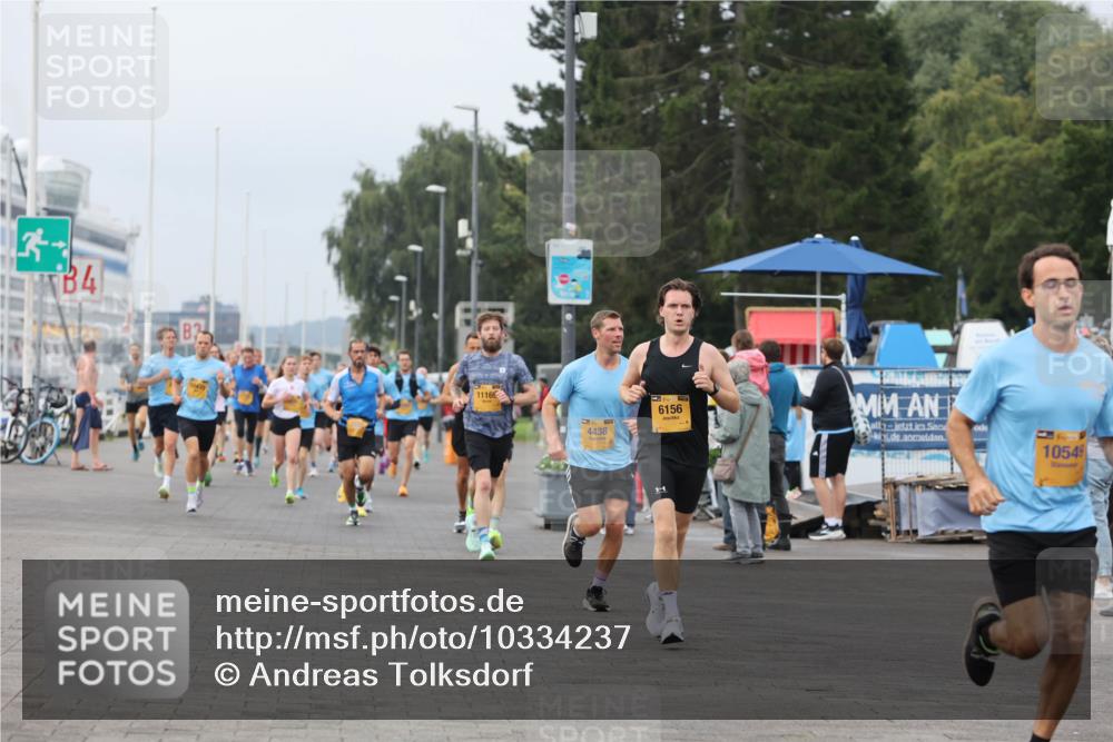13.09.2026 - Kiel Lauf Andreas Tolksdorf http://msf.ph/oto/10334237 13.09.2026 09:52:14 Kiellinie 4, 2, 1116, 4438, 6156, 10549 meine-sportfotos.de