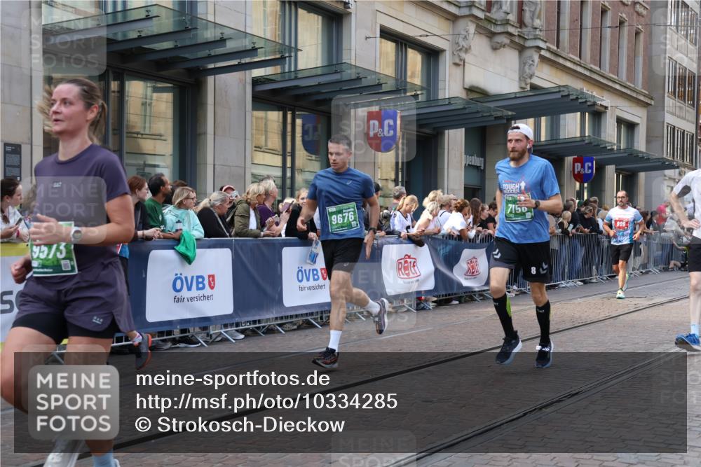 13.09.2026 - 21. swb-Marathon Bremen Strokosch-Dieckow http://msf.ph/oto/10334285 13.09.2026 13:24:09 Ziel 789, 790, 1250, 1582, 2295, 2491, 3375, 3524, 3994, 4000, 4559, 5572, 5668, 5669, 5928, 5929, 5953, 6080, 7069, 7081, 7156, 7568, 8310, 8415, 8636, 8784, 8881, 9264, 9573, 9676, 9916, 10069, 10071, 10097, 102, 342, 776, 909, 1199, 2210, 2288, 2370, 2517, 2967, 3044, 3372, 4671, 5012, 5104, 5146, 5208, 5257, 5397, 5481, 5623, 5928, 6105, 6332, 6772, 7059, 7094, 7105, 7357, 7475, 7761, 8051, 8052, 8082, 8179, 9087, 9916, 10059, 10115, 13007, 13197 meine-sportfotos.de