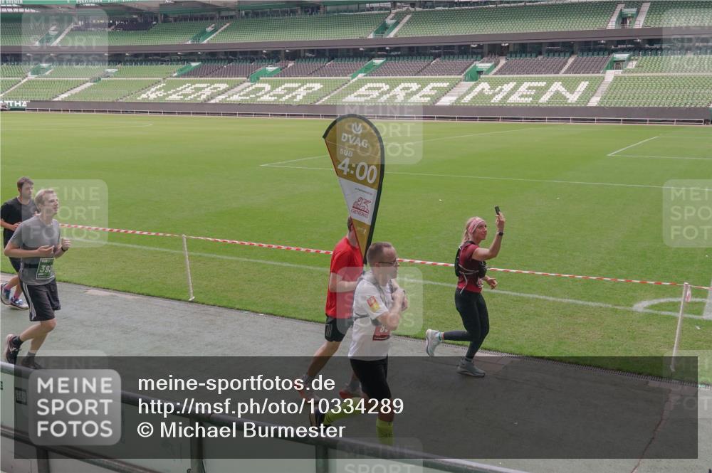 13.09.2026 - 21. swb-Marathon Bremen Michael Burmester http://msf.ph/oto/10334289 13.09.2026 13:07:52 Laufen im Stadion 132, 156, 310, 372, 489, 551, 607, 682, 716, 800, 808, 809, 831, 834, 846, 884, 911, 922, 1083, 1124, 1173, 1189, 1205, 1210, 1285, 1289, 1322, 1364, 1369, 1387, 1395, 1437, 1532, 1545, 1559, 1600, 1688, 1831, 1841, 1848, 1854, 1871, 1899, 1926, 1938, 2003, 2041, 2070, 2090, 2215, 2219, 2229, 2275, 2283, 2318, 2366, 2380, 2405, 2440, 2467, 2492, 2565, 2611, 2635, 2699, 2707, 2721, 2727, 2731, 2755, 2782, 2802, 2818, 2831, 2841, 2866, 2897, 2902, 2911, 2930, 2949, 2960, 3067 meine-sportfotos.de