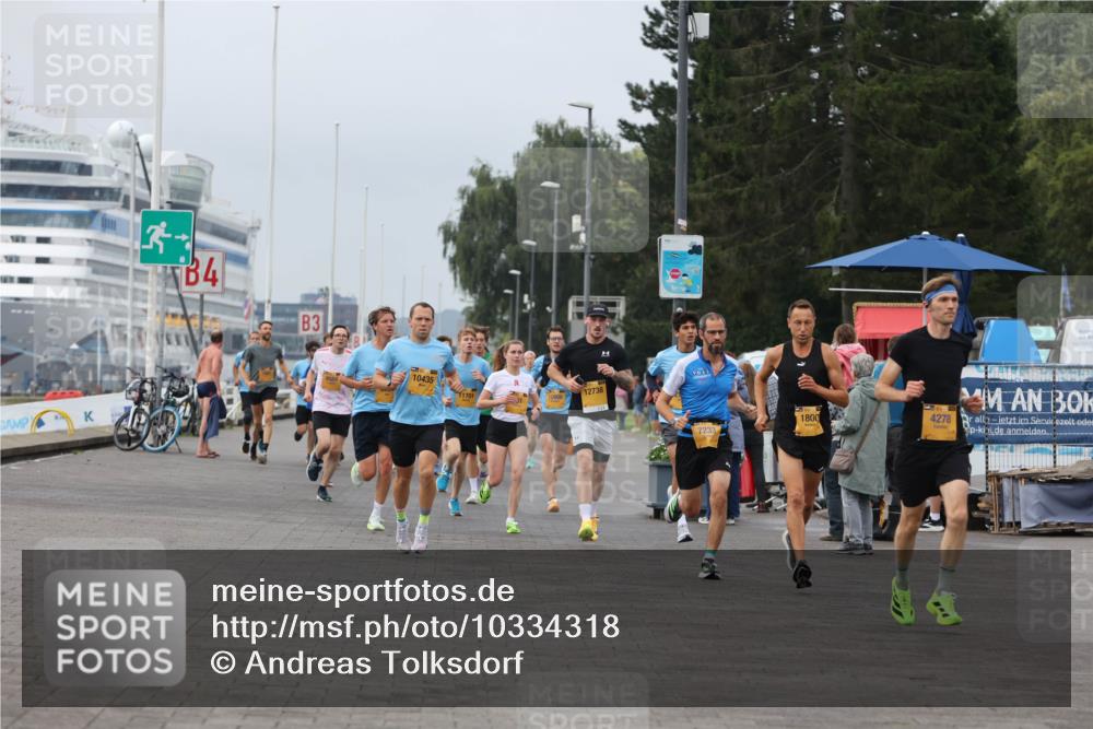 13.09.2026 - Kiel Lauf Andreas Tolksdorf http://msf.ph/oto/10334318 13.09.2026 09:52:17 Kiellinie 4, 3, 10435, 31, 12738, 1800, 7233, 4278 meine-sportfotos.de