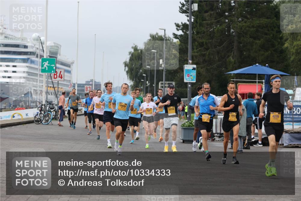 13.09.2026 - Kiel Lauf Andreas Tolksdorf http://msf.ph/oto/10334333 13.09.2026 09:52:17 Kiellinie 4, 3, 10435, 12738, 701, 531, 1800, 7233, 4278 meine-sportfotos.de