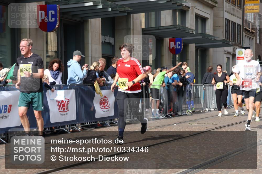 13.09.2026 - 21. swb-Marathon Bremen Strokosch-Dieckow http://msf.ph/oto/10334346 13.09.2026 11:04:10 Ziel 10160, 10182, 10245, 10526, 10613, 10711, 10755, 10877, 11114, 11214, 11215, 11248, 11336, 11364, 11410, 11592, 11720, 11740, 11761, 11991, 12009, 12929, 10152, 10291, 10357, 10390, 10403, 10429, 10516, 10607, 10659, 10671, 10672, 10720, 10726, 10912, 10913, 10918, 11149, 11221, 11318, 11319, 11325, 11451, 11470, 11471, 11511, 11539, 11618, 11726, 11909, 11967, 12001, 12103, 12113, 12140, 12260, 12276, 12392, 12433, 12504 meine-sportfotos.de