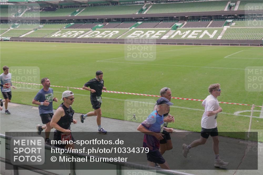 13.09.2026 - 21. swb-Marathon Bremen Michael Burmester http://msf.ph/oto/10334379 13.09.2026 13:08:00 Laufen im Stadion 132, 156, 310, 372, 489, 551, 607, 682, 716, 800, 808, 809, 831, 834, 846, 884, 911, 922, 1025, 1083, 1124, 1173, 1189, 1210, 1285, 1289, 1322, 1364, 1369, 1387, 1395, 1437, 1532, 1545, 1559, 1600, 1688, 1831, 1841, 1848, 1854, 1871, 1899, 1926, 1938, 2003, 2041, 2070, 2090, 2215, 2219, 2229, 2283, 2318, 2366, 2380, 2405, 2440, 2467, 2492, 2565, 2611, 2635, 2699, 2707, 2721, 2727, 2731, 2755, 2782, 2802, 2818, 2823, 2831, 2841, 2866, 2897, 2911, 2930, 2949, 2960, 3067 meine-sportfotos.de