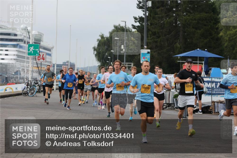 13.09.2026 - Kiel Lauf Andreas Tolksdorf http://msf.ph/oto/10334401 13.09.2026 09:52:20 Kiellinie 4, 60, 1716, 208, 10435, 12738, 149 meine-sportfotos.de