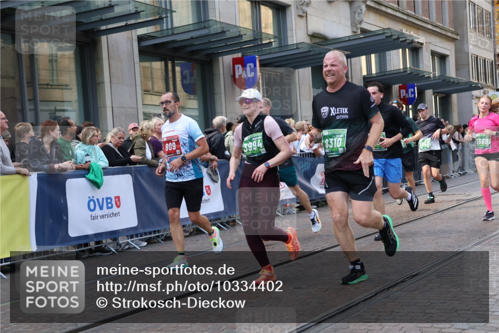 13.09.2026 - 21. swb-Marathon Bremen Strokosch-Dieckow http://msf.ph/oto/10334402 13.09.2026 13:24:13 Ziel 282, 789, 790, 1250, 1582, 2280, 2295, 3375, 3524, 3994, 4000, 4559, 5328, 5572, 5668, 5669, 5929, 5953, 6080, 7156, 7568, 8310, 8415, 8636, 8784, 8881, 9264, 9541, 9573, 9676, 10069, 10071, 10097, 102, 342, 776, 909, 1199, 2210, 2295, 2370, 2491, 2517, 2967, 3044, 3372, 4559, 5012, 5104, 5146, 5208, 5257, 5397, 5481, 5623, 5928, 6105, 6772, 7059, 7069, 7081, 7094, 7105, 7357, 7761, 8051, 8052, 8082, 8179, 9087, 9916, 10059, 13007, 13197 meine-sportfotos.de