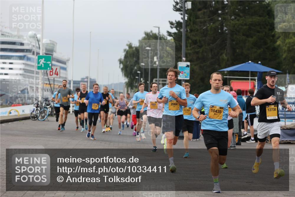 13.09.2026 - Kiel Lauf Andreas Tolksdorf http://msf.ph/oto/10334411 13.09.2026 09:52:20 Kiellinie 84, 2084, 9584, 1716, 11701, 10435, 12738 meine-sportfotos.de