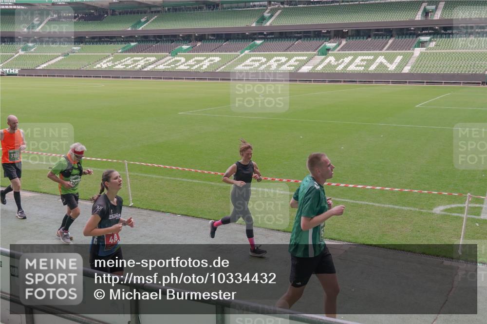 13.09.2026 - 21. swb-Marathon Bremen Michael Burmester http://msf.ph/oto/10334432 13.09.2026 13:08:05 Laufen im Stadion 132, 156, 310, 372, 489, 551, 607, 682, 716, 800, 808, 809, 831, 834, 846, 884, 911, 922, 1025, 1124, 1173, 1189, 1210, 1285, 1289, 1322, 1364, 1369, 1387, 1395, 1532, 1545, 1559, 1600, 1688, 1831, 1841, 1854, 1871, 1899, 1926, 1938, 2003, 2041, 2070, 2090, 2215, 2219, 2229, 2283, 2318, 2366, 2380, 2405, 2440, 2467, 2492, 2565, 2611, 2635, 2699, 2707, 2721, 2727, 2731, 2755, 2782, 2802, 2818, 2823, 2831, 2841, 2866, 2897, 2911, 2930, 2949, 2960, 3067 meine-sportfotos.de