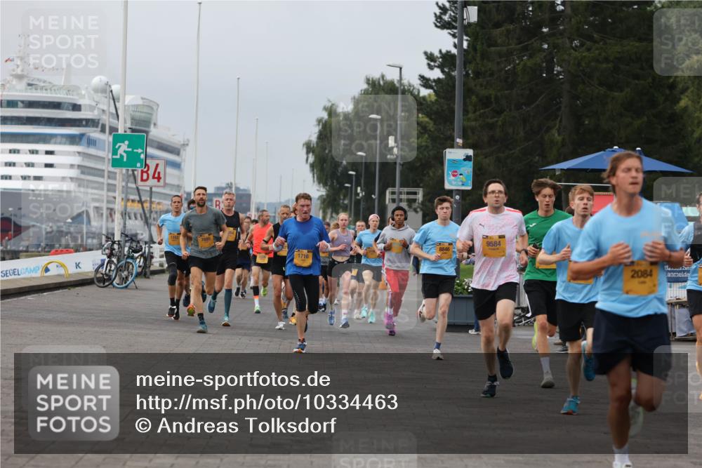 13.09.2026 - Kiel Lauf Andreas Tolksdorf http://msf.ph/oto/10334463 13.09.2026 09:52:22 Kiellinie 34, 1102, 7595, 9584, 8846, 1716, 2084 meine-sportfotos.de