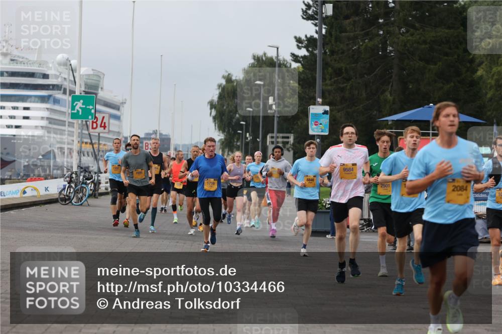 13.09.2026 - Kiel Lauf Andreas Tolksdorf http://msf.ph/oto/10334466 13.09.2026 09:52:22 Kiellinie 4, 1102, 7595, 1716, 8846, 9584, 2501, 2084 meine-sportfotos.de