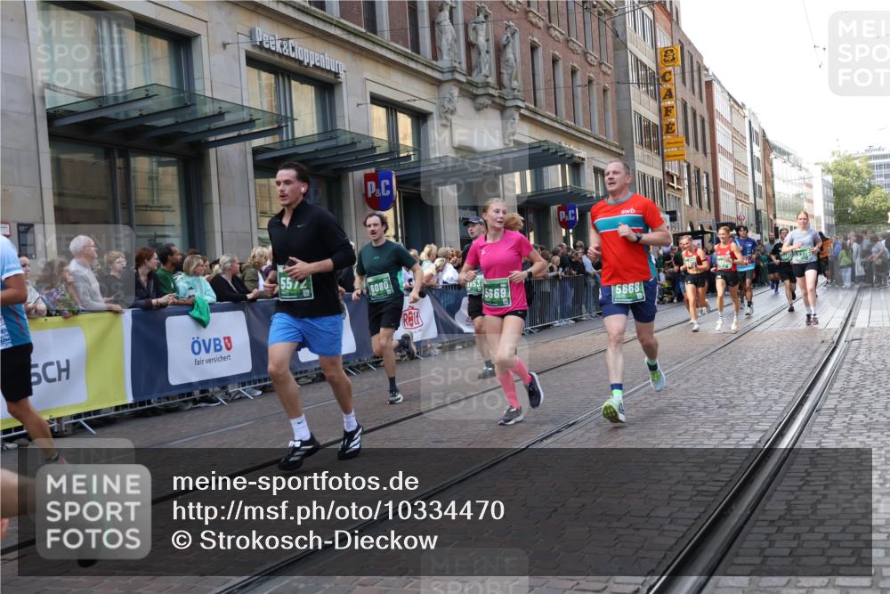 13.09.2026 - 21. swb-Marathon Bremen Strokosch-Dieckow http://msf.ph/oto/10334470 13.09.2026 13:24:14 Ziel 282, 789, 790, 1250, 1516, 1582, 2280, 3375, 3524, 3994, 4000, 4277, 5328, 5572, 5668, 5669, 5929, 5953, 6080, 6626, 7156, 7568, 8310, 8415, 8636, 8784, 8881, 9264, 9541, 9573, 9676, 10069, 10071, 10097, 102, 342, 776, 909, 1199, 2210, 2295, 2370, 2491, 2517, 2967, 3044, 3372, 4559, 5012, 5104, 5146, 5208, 5257, 5397, 5481, 5623, 5928, 6105, 6772, 7059, 7069, 7081, 7094, 7105, 7357, 7761, 8051, 8052, 8082, 8179, 9087, 9916, 10059, 13007 meine-sportfotos.de