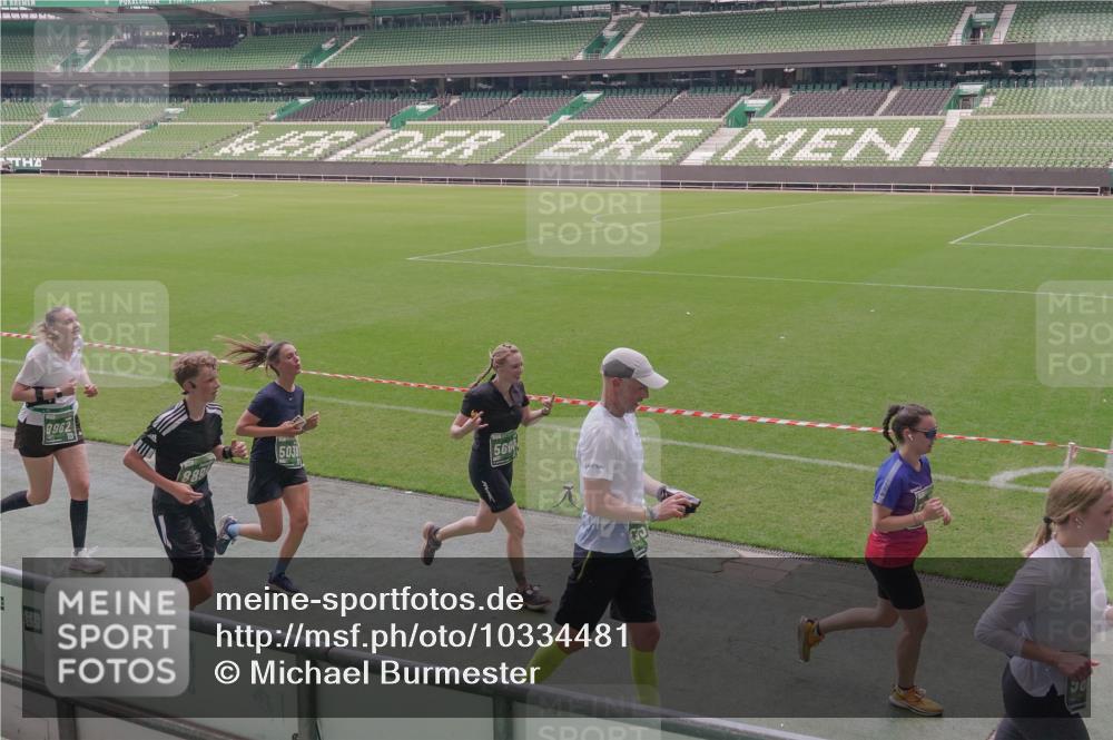 13.09.2026 - 21. swb-Marathon Bremen Michael Burmester http://msf.ph/oto/10334481 13.09.2026 13:08:10 Laufen im Stadion 132, 156, 489, 551, 607, 682, 716, 800, 808, 809, 831, 834, 846, 884, 911, 922, 1025, 1124, 1173, 1189, 1210, 1285, 1289, 1322, 1364, 1369, 1387, 1395, 1398, 1532, 1559, 1600, 1688, 1831, 1841, 1854, 1871, 1899, 1926, 1938, 2003, 2041, 2070, 2090, 2215, 2219, 2229, 2283, 2318, 2366, 2380, 2405, 2413, 2440, 2467, 2492, 2565, 2611, 2635, 2692, 2699, 2721, 2727, 2731, 2755, 2782, 2802, 2818, 2823, 2831, 2841, 2866, 2897, 2911, 2930, 2949, 2960, 3067 meine-sportfotos.de