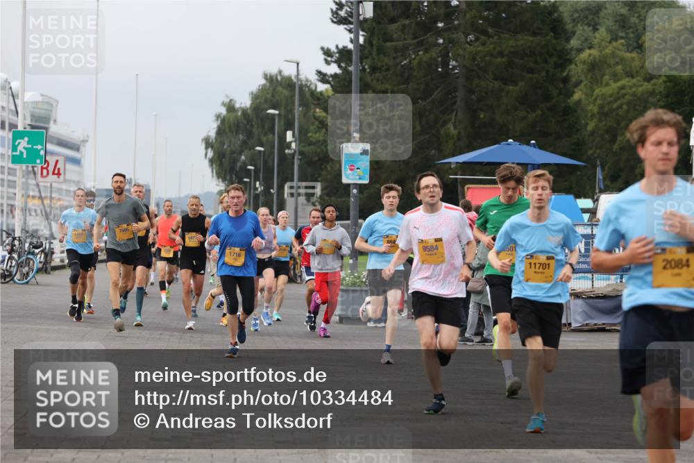 13.09.2026 - Kiel Lauf Andreas Tolksdorf http://msf.ph/oto/10334484 13.09.2026 09:52:22 Kiellinie 4, 1102, 7595, 6421, 884, 9584, 501, 1716, 11701, 2084 meine-sportfotos.de