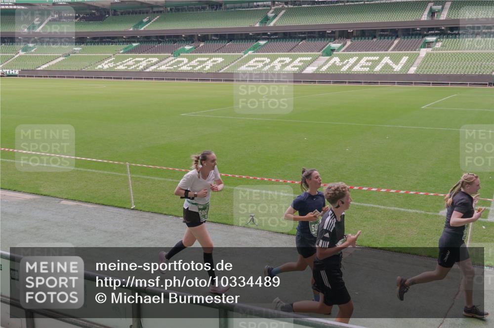 13.09.2026 - 21. swb-Marathon Bremen Michael Burmester http://msf.ph/oto/10334489 13.09.2026 13:08:11 Laufen im Stadion 132, 156, 489, 551, 607, 682, 716, 800, 808, 809, 834, 846, 884, 911, 922, 1025, 1124, 1173, 1189, 1210, 1285, 1289, 1322, 1364, 1369, 1387, 1395, 1398, 1532, 1559, 1600, 1688, 1831, 1841, 1854, 1871, 1899, 1926, 1938, 2003, 2041, 2070, 2090, 2215, 2219, 2229, 2283, 2318, 2366, 2380, 2405, 2413, 2440, 2467, 2492, 2565, 2611, 2635, 2692, 2699, 2721, 2727, 2731, 2755, 2782, 2802, 2818, 2823, 2831, 2841, 2866, 2897, 2911, 2930, 2949, 2960, 3067 meine-sportfotos.de