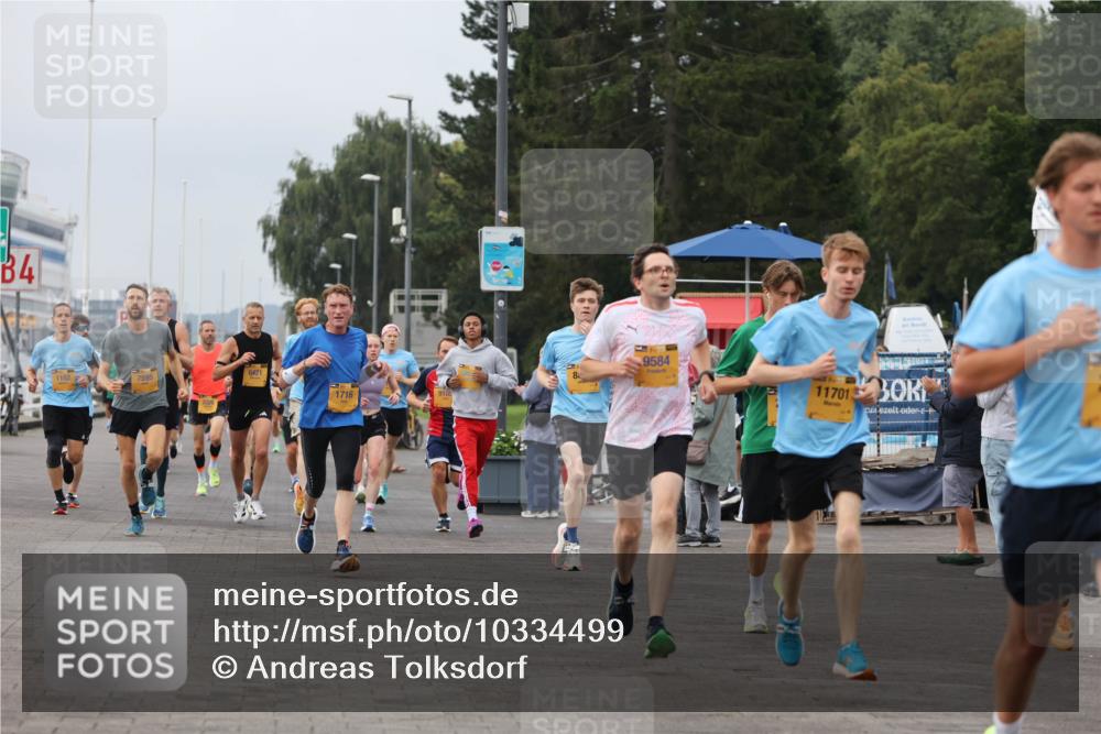 13.09.2026 - Kiel Lauf Andreas Tolksdorf http://msf.ph/oto/10334499 13.09.2026 09:52:23 Kiellinie 4, 6421, 1102, 7595, 8, 1716, 9584, 11701 meine-sportfotos.de