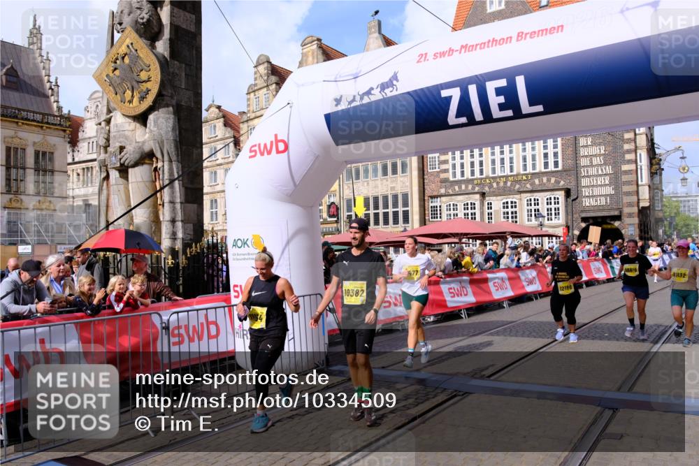 13.09.2026 - 21. swb-Marathon Bremen Tim E. http://msf.ph/oto/10334509 13.09.2026 11:06:12 Ziel 10018, 10168, 10204, 10305, 10382, 10619, 10662, 11024, 11132, 11156, 11164, 11477, 11775, 12186, 12378, 12486, 12523, 12528, 12773 meine-sportfotos.de