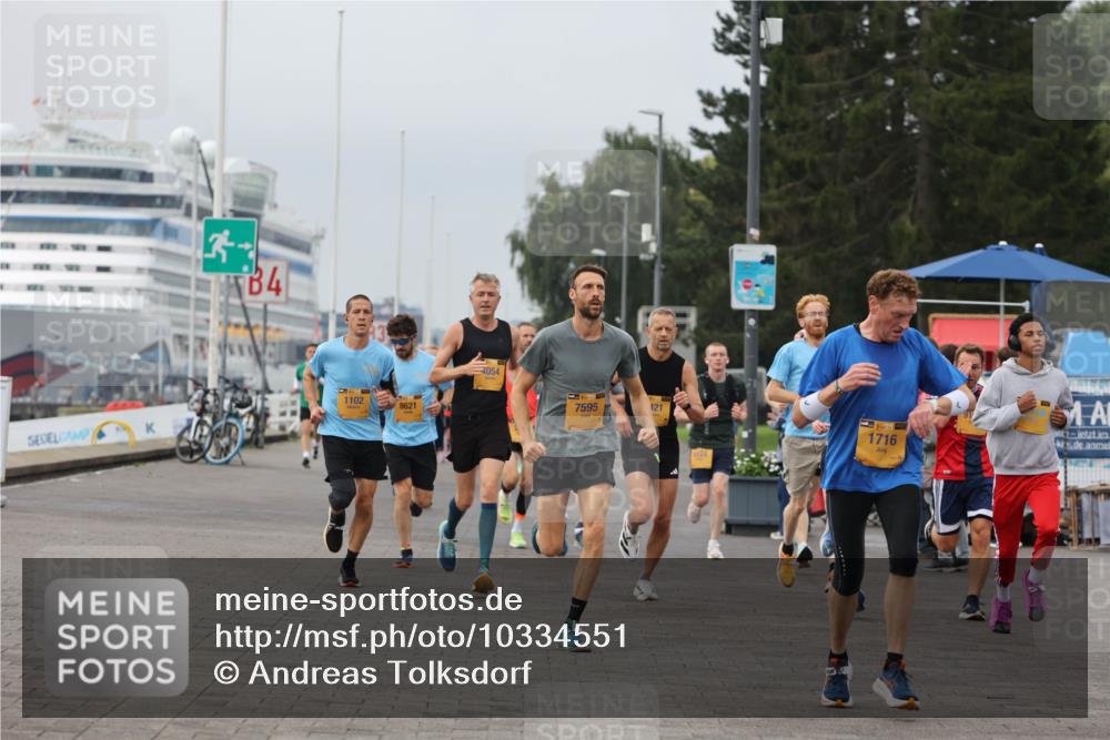 13.09.2026 - Kiel Lauf Andreas Tolksdorf http://msf.ph/oto/10334551 13.09.2026 09:52:25 Kiellinie 4, 1102, 8621, 054, 7595, 121, 3, 1716 meine-sportfotos.de