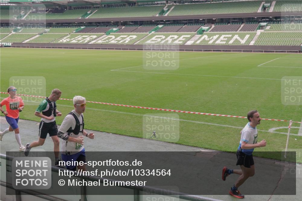 13.09.2026 - 21. swb-Marathon Bremen Michael Burmester http://msf.ph/oto/10334564 13.09.2026 13:08:29 Laufen im Stadion 132, 156, 489, 549, 551, 563, 607, 625, 682, 800, 808, 809, 813, 834, 846, 884, 911, 922, 1025, 1072, 1124, 1150, 1173, 1189, 1210, 1285, 1289, 1322, 1364, 1387, 1395, 1398, 1532, 1559, 1600, 1688, 1831, 1841, 1854, 1880, 1899, 1926, 1938, 2003, 2041, 2070, 2208, 2215, 2219, 2229, 2243, 2283, 2318, 2366, 2380, 2405, 2413, 2429, 2441, 2467, 2492, 2565, 2611, 2635, 2692, 2727, 2731, 2755, 2782, 2802, 2823, 2831, 2841, 2866, 2897, 2911, 2930, 2941, 2949, 2960, 3067 meine-sportfotos.de