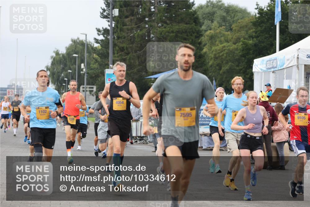 13.09.2026 - Kiel Lauf Andreas Tolksdorf http://msf.ph/oto/10334612 13.09.2026 09:52:27 Kiellinie 3, 1102, 2226, 4054, 7595, 9105 meine-sportfotos.de
