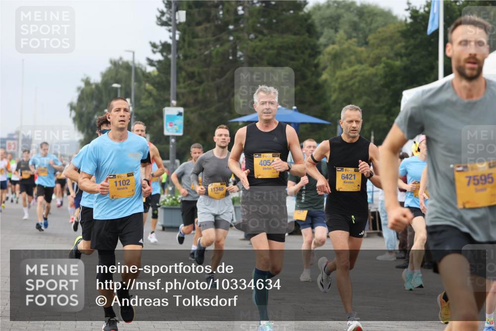 13.09.2026 - Kiel Lauf Andreas Tolksdorf http://msf.ph/oto/10334634 13.09.2026 09:52:28 Kiellinie 1102, 11348, 405, 38, 6421, 7595 meine-sportfotos.de