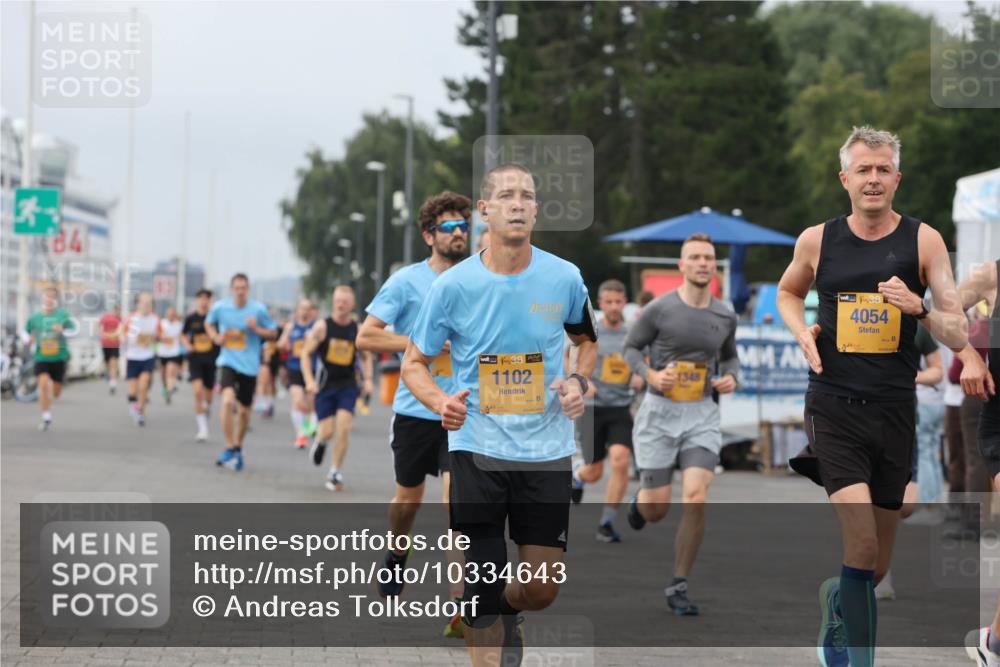 13.09.2026 - Kiel Lauf Andreas Tolksdorf http://msf.ph/oto/10334643 13.09.2026 09:52:29 Kiellinie 1102, 38, 4054 meine-sportfotos.de