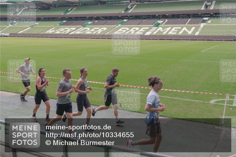 13.09.2026 - 21. swb-Marathon Bremen Michael Burmester http://msf.ph/oto/10334655 13.09.2026 13:08:42 Laufen im Stadion 383, 489, 532, 549, 551, 563, 607, 625, 682, 800, 808, 809, 813, 846, 884, 898, 911, 1025, 1072, 1124, 1150, 1173, 1189, 1210, 1285, 1289, 1322, 1364, 1387, 1395, 1398, 1532, 1559, 1600, 1688, 1831, 1841, 1854, 1880, 1899, 2003, 2041, 2070, 2208, 2215, 2229, 2243, 2283, 2366, 2380, 2405, 2413, 2429, 2441, 2467, 2492, 2565, 2611, 2635, 2692, 2727, 2731, 2755, 2782, 2802, 2823, 2831, 2841, 2866, 2897, 2930, 2931, 2941, 2949, 3067, 3437, 3707, 3857 meine-sportfotos.de