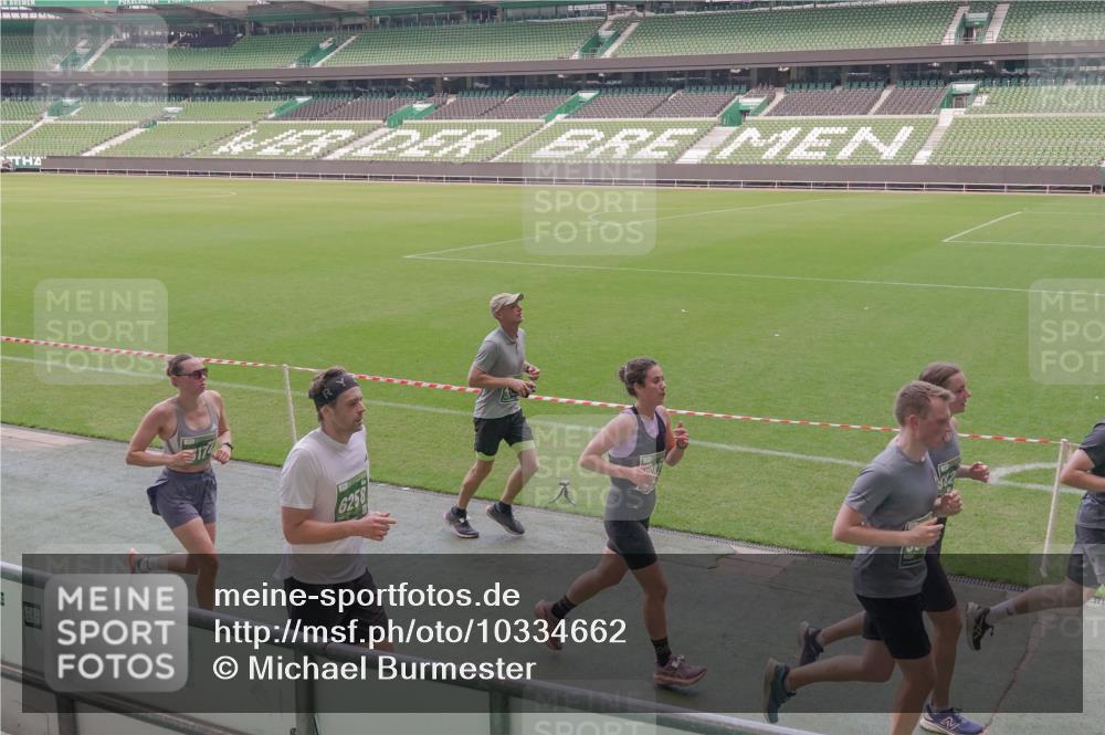 13.09.2026 - 21. swb-Marathon Bremen Michael Burmester http://msf.ph/oto/10334662 13.09.2026 13:08:43 Laufen im Stadion 383, 489, 532, 549, 551, 563, 607, 625, 682, 800, 808, 809, 813, 846, 884, 898, 911, 1025, 1072, 1124, 1150, 1173, 1189, 1210, 1285, 1289, 1322, 1364, 1387, 1395, 1398, 1532, 1559, 1600, 1688, 1831, 1841, 1854, 1880, 1899, 2003, 2041, 2070, 2208, 2215, 2229, 2243, 2283, 2366, 2380, 2405, 2413, 2429, 2441, 2467, 2471, 2492, 2565, 2611, 2635, 2692, 2727, 2731, 2755, 2782, 2802, 2823, 2831, 2841, 2866, 2897, 2930, 2931, 2941, 2949, 3067, 3316, 3437, 3707, 3857 meine-sportfotos.de