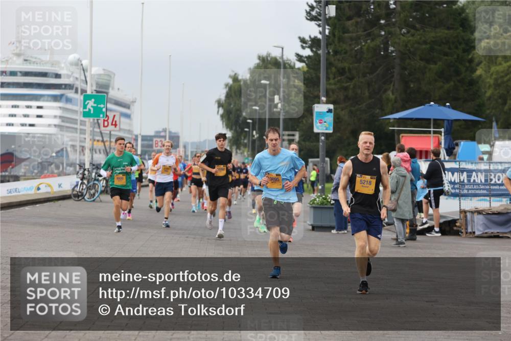 13.09.2026 - Kiel Lauf Andreas Tolksdorf http://msf.ph/oto/10334709 13.09.2026 09:52:32 Kiellinie 13, 4, 3, 8920, 5218, 0260, 10095 meine-sportfotos.de