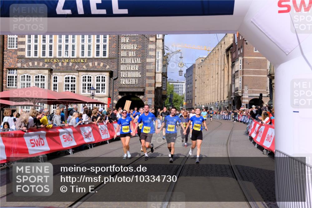 13.09.2026 - 21. swb-Marathon Bremen Tim E. http://msf.ph/oto/10334730 13.09.2026 11:06:33 Ziel 10375, 10376, 10681, 10682, 10852, 11029, 11340, 11374, 11432, 11460, 11674, 11690, 11729, 11786, 11849, 12479 meine-sportfotos.de
