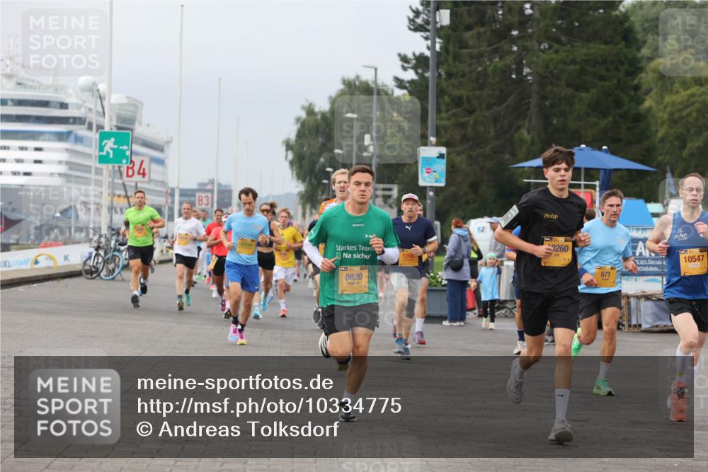 13.09.2026 - Kiel Lauf Andreas Tolksdorf http://msf.ph/oto/10334775 13.09.2026 09:52:36 Kiellinie 4, 83, 2000, 3, 8920, 5268, 3260, 10547, 571 meine-sportfotos.de