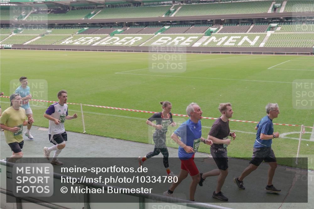 13.09.2026 - 21. swb-Marathon Bremen Michael Burmester http://msf.ph/oto/10334780 13.09.2026 13:08:57 Laufen im Stadion 383, 391, 532, 549, 551, 563, 625, 682, 800, 808, 809, 813, 884, 898, 911, 1025, 1072, 1124, 1150, 1173, 1210, 1285, 1289, 1322, 1364, 1395, 1398, 1532, 1559, 1688, 1831, 1880, 1899, 2003, 2041, 2208, 2215, 2229, 2243, 2366, 2380, 2405, 2413, 2429, 2441, 2467, 2471, 2492, 2525, 2565, 2594, 2611, 2635, 2692, 2727, 2782, 2802, 2823, 2831, 2841, 2866, 2897, 2930, 2931, 2941, 2949, 3032, 3067, 3316, 3333, 3398, 3437, 3707, 3769, 3857, 109 meine-sportfotos.de