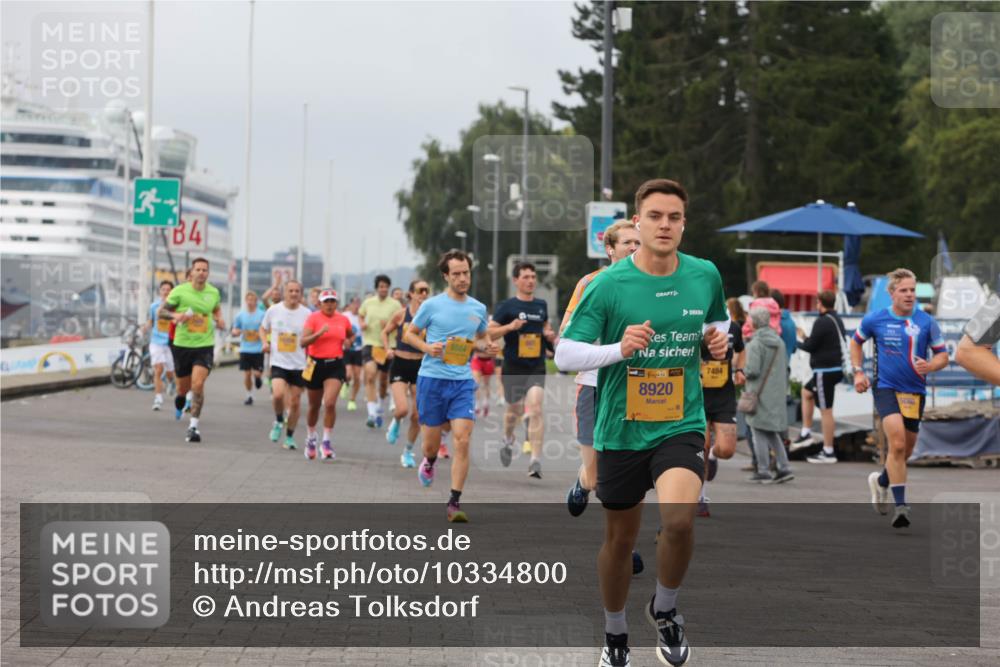 13.09.2026 - Kiel Lauf Andreas Tolksdorf http://msf.ph/oto/10334800 13.09.2026 09:52:37 Kiellinie 84, 1, 39, 8920, 7484, 500 meine-sportfotos.de
