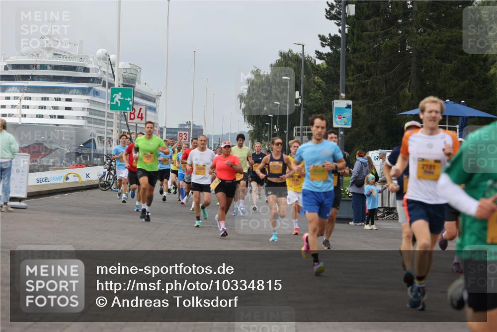 13.09.2026 - Kiel Lauf Andreas Tolksdorf http://msf.ph/oto/10334815 13.09.2026 09:52:38 Kiellinie 3, 4, 83, 10620, 8140, 10, 218 meine-sportfotos.de